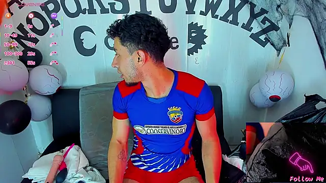 Snapshot of Piggy_Eddy chatting on October 2025 09:17:02 PM Piggy Eddy online show from October 2025 09:17:02 PM