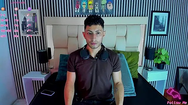 Snapshot of Piggy_Eddy chatting on November 2025 02:28:01 PM Piggy Eddy online show from November 2025 02:28:01 PM