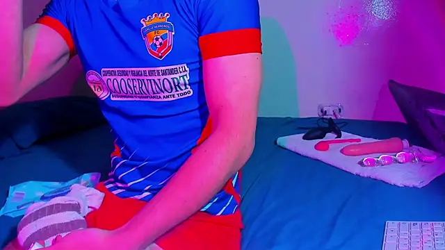 Piggy Eddy online show from April 2026 01:24:02 PM