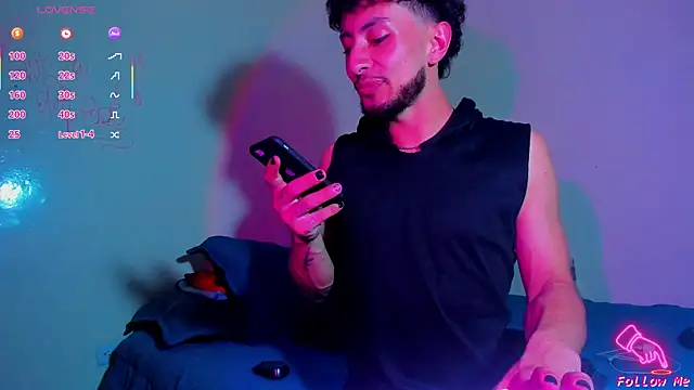 Piggy Eddy online show from April 2026 01:52:01 AM