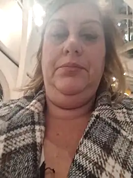 Mara-24 online show from December 2025 04:03:02 PM