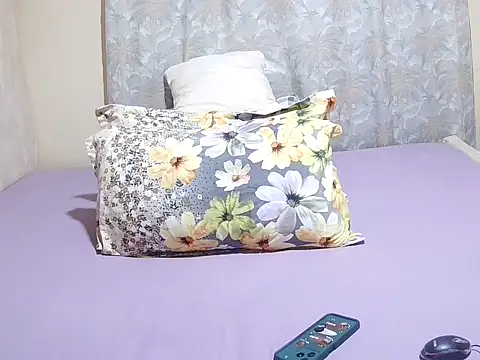 slender sweet online show from April 2026 11:13:02 AM