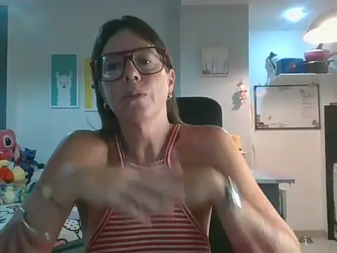 Snapshot of Calentandote chatting on February 2026 08:02:01 AM Calentandote online show from February 2026 08:02:01 AM