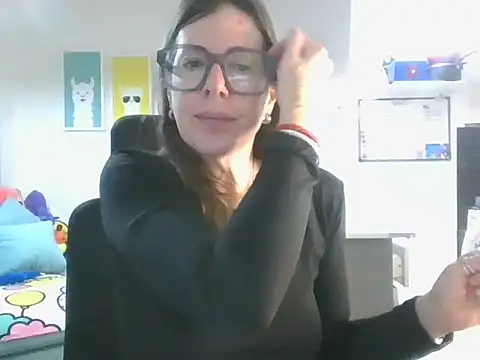 Snapshot of Calentandote chatting on April 2026 08:34:01 AM Calentandote online show from April 2026 08:34:01 AM