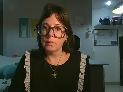 Snapshot of Calentandote chatting on May 2026 08:31:01 AM Calentandote online show from May 2026 08:31:01 AM