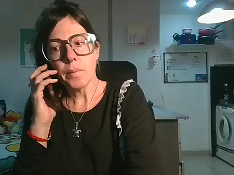 Snapshot of Calentandote chatting on May 2026 10:54:02 AM Calentandote online show from May 2026 10:54:02 AM