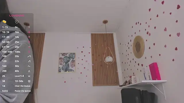 TiffanyWright online show from April 2026 12:28:01 PM