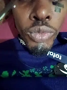 BlackD4uxo online show from October 2025 06:49:01 AM