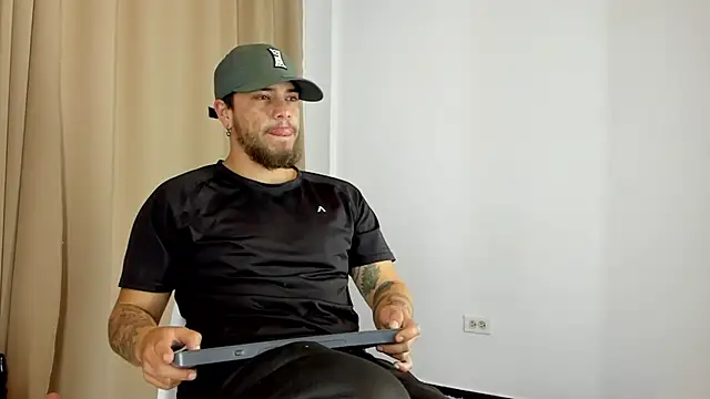 Beard xox online show from January 2025 10:13:02 PM