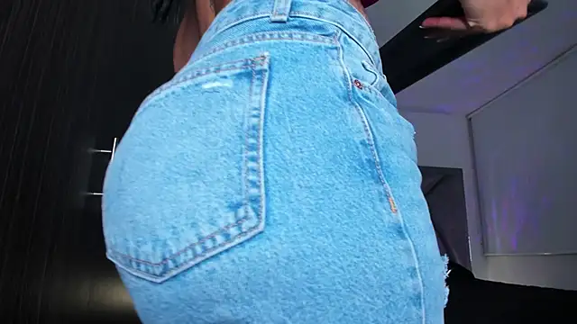 Snapshot of samaay07_ chatting on December 2024 02:53:01 AM samaay07 online show from December 2024 02:53:01 AM