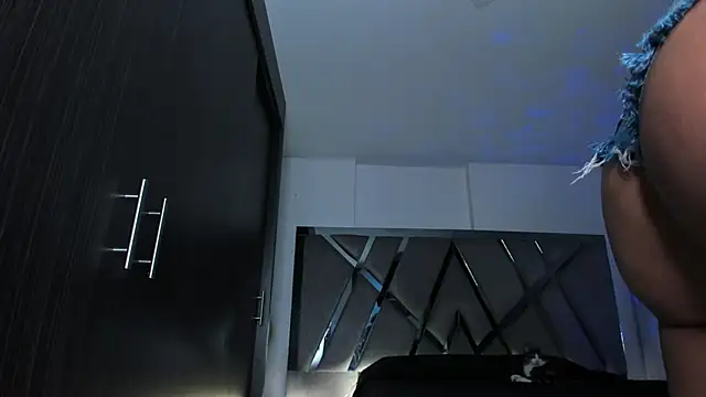 Snapshot of samaay07_ chatting on December 2024 02:35:01 AM samaay07 online show from December 2024 02:35:01 AM