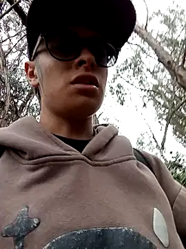 Snapshot of Cuervo_maniaco chatting on December 2024 07:11:02 PM Cuervo maniaco online show from December 2024 07:11:02 PM