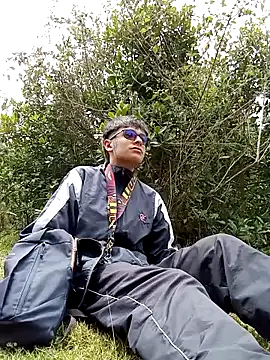 Snapshot of Cuervo_maniaco chatting on October 2025 04:37:01 PM Cuervo maniaco online show from October 2025 04:37:01 PM