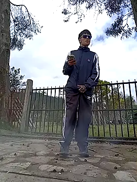 Snapshot of Cuervo_maniaco chatting on October 2025 04:17:01 PM Cuervo maniaco online show from October 2025 04:17:01 PM