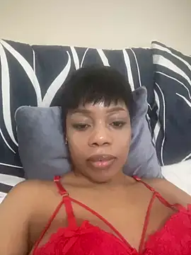 NAUGHTYSHALOTXX online show from August 2026 06:10:01 PM