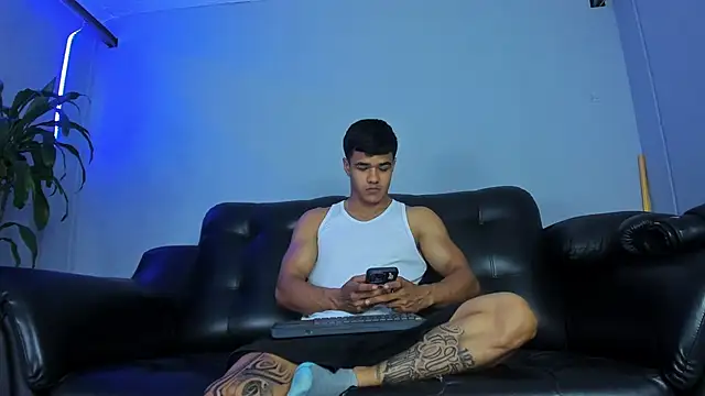 Rob saenz  online show from September 2025 03:03:02 PM