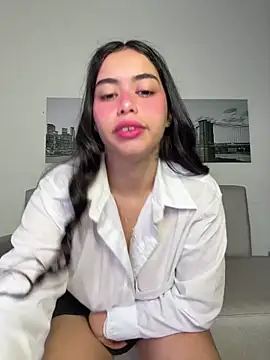 SophieRoyals online show from March 2026 11:24:01 AM