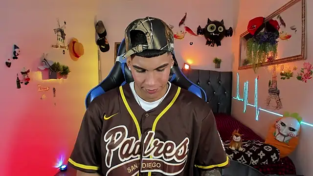 Damian latinxxx online show from November 2025 03:17:01 AM