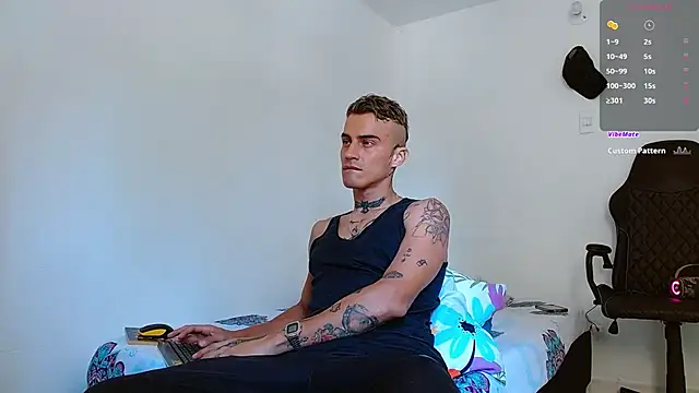 bray hotboy777 online show from September 2025 04:32:02 PM