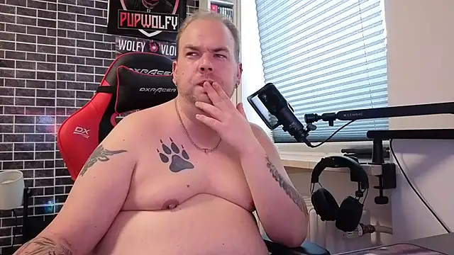 PupW0lfy online show from September 2025 02:08:01 PM