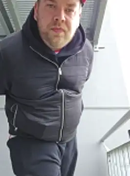 PupW0lfy online show from October 2025 10:07:01 AM