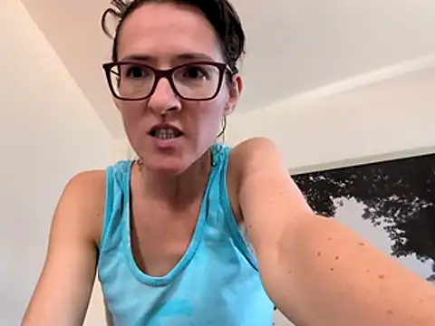 Snapshot of Milky_hairy_mommy chatting on July 2026 08:06:01 AM Milky hairy mommy online show from July 2026 08:06:01 AM