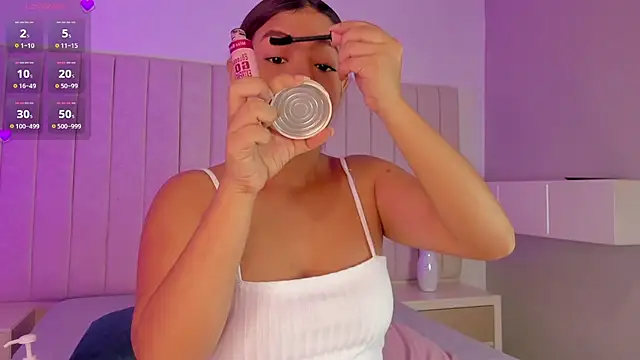 Littleolivia  online show from February 2026 02:07:02 PM