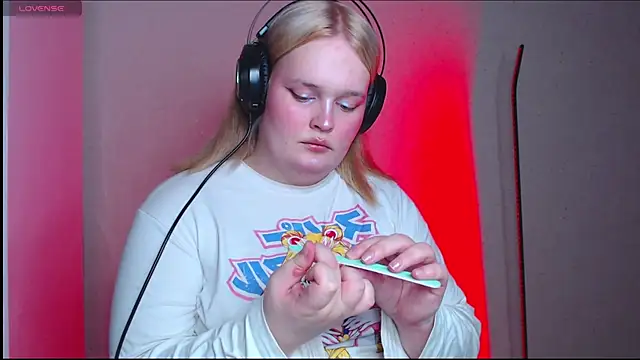 rozzhaos8 online show from October 2025 08:11:02 PM