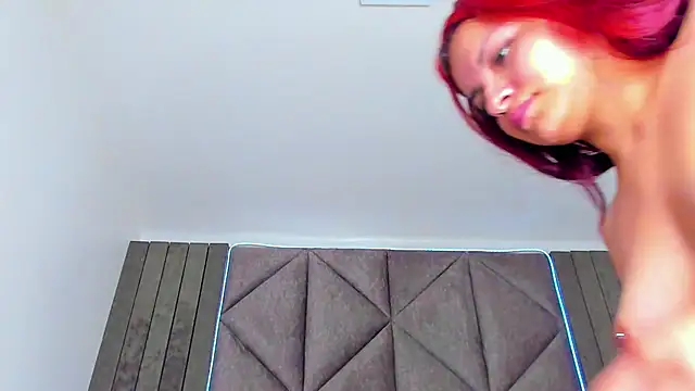 Snapshot of AbbyWathson chatting on January 2025 03:36:02 AM AbbyWathson online show from January 2025 03:36:02 AM