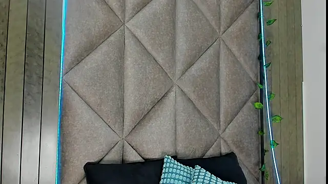 AbbyWathson online show from October 2025 07:36:02 PM