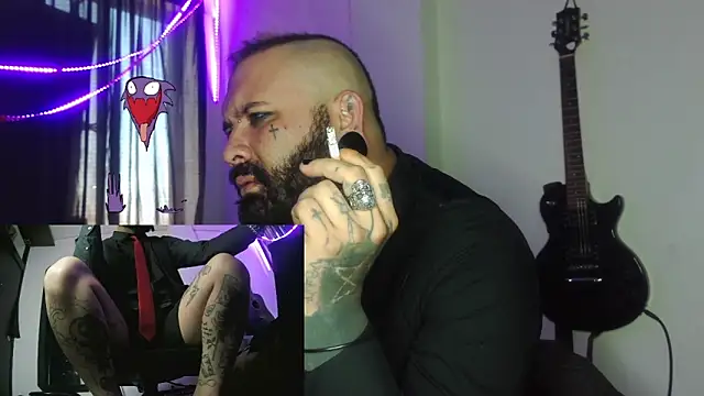 Snapshot of darkclothes chatting on January 2025 01:37:02 PM darkclothes online show from January 2025 01:37:02 PM