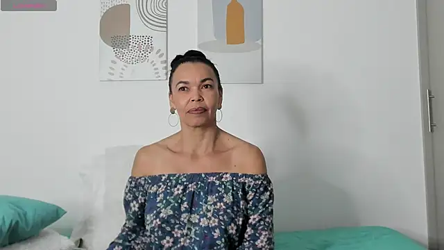 Evawalker  online show from November 2025 03:18:02 AM