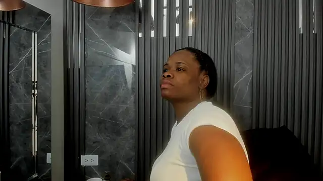 SaraiEvans online show from February 2025 03:26:01 AM