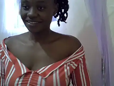 Snapshot of Amanda255 chatting on January 2025 02:17:02 PM Amanda255 online show from January 2025 02:17:02 PM