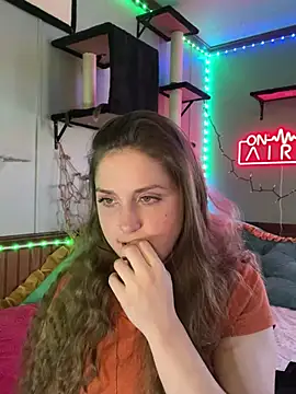 mirannacult online show from December 2024 07:18:01 PM