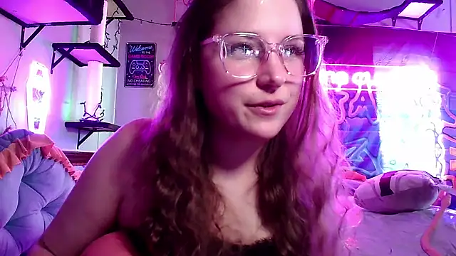 mirannacult online show from February 2025 09:19:01 PM