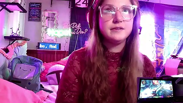 mirannacult online show from February 2025 06:10:01 PM