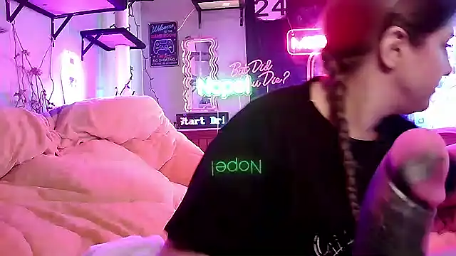 mirannacult online show from February 2025 06:53:01 PM