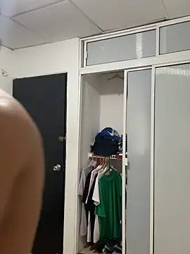 Mentriplex online show from February 2026 12:20:02 AM