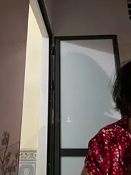 Hachi Sweetbabie  online show from March 2025 01:08:01 PM