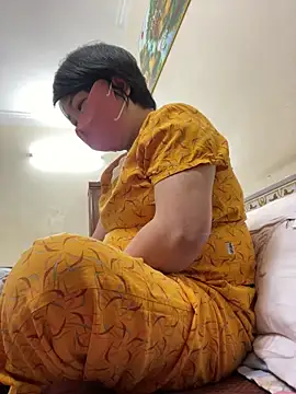 Hachi Sweetbabie  online show from October 2025 12:20:01 AM