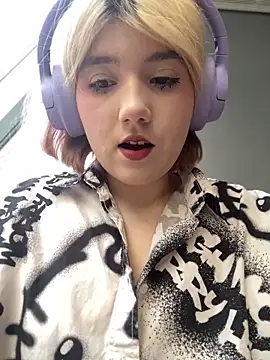 Snapshot of Baby__Naughty chatting on February 2025 02:14:02 PM Baby Naughty online show from February 2025 02:14:02 PM
