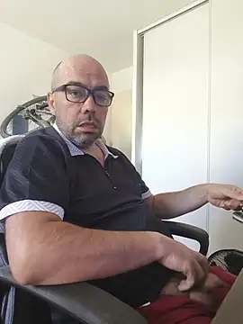 Snapshot of veryverybigdick45 chatting on June 2026 09:40:02 AM veryverybigdick45 online show from June 2026 09:40:02 AM