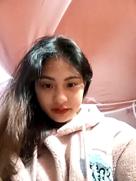 trieungoclnt online show from October 2025 09:39:01 AM