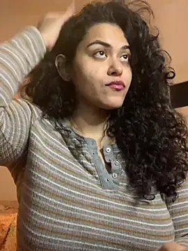 Curvydesifromgermany online show from January 2025 04:44:02 PM