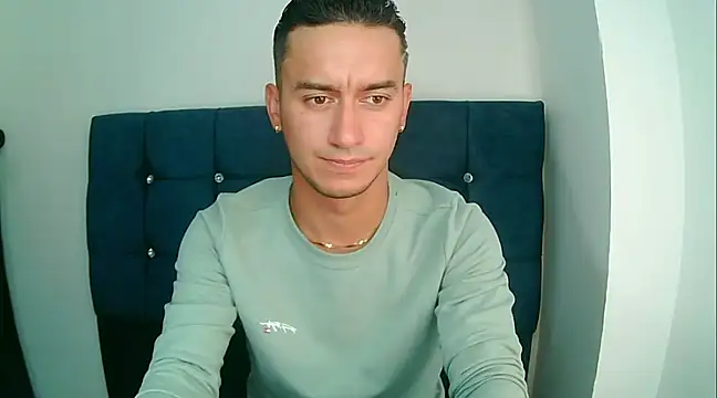 Snapshot of Kevin_Torres chatting on January 2025 07:21:02 PM Kevin Torres online show from January 2025 07:21:02 PM