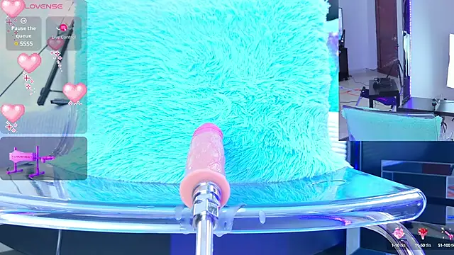 AuraRoss online show from March 2025 07:06:01 PM