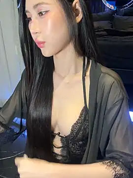 Snapshot of Almiraa68 chatting on January 2025 02:41:01 PM Almiraa68 online show from January 2025 02:41:01 PM