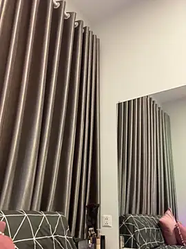 Snapshot of Almiraa68 chatting on March 2025 02:43:02 PM Almiraa68 online show from March 2025 02:43:02 PM