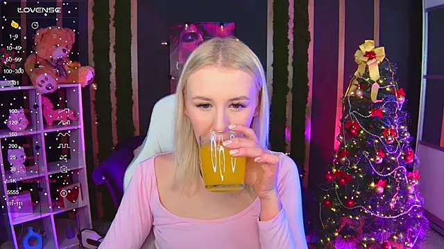 Selenatrend online show from December 2025 06:09:01 AM